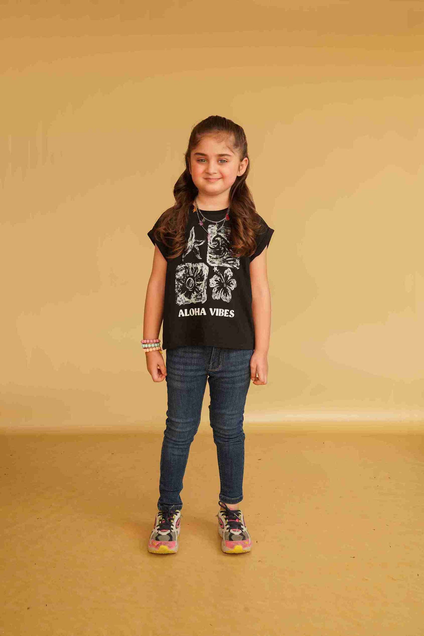 Girls' Black T-Shirt ā Classic, Comfy & Stylish 25SG070-02Y-BLK