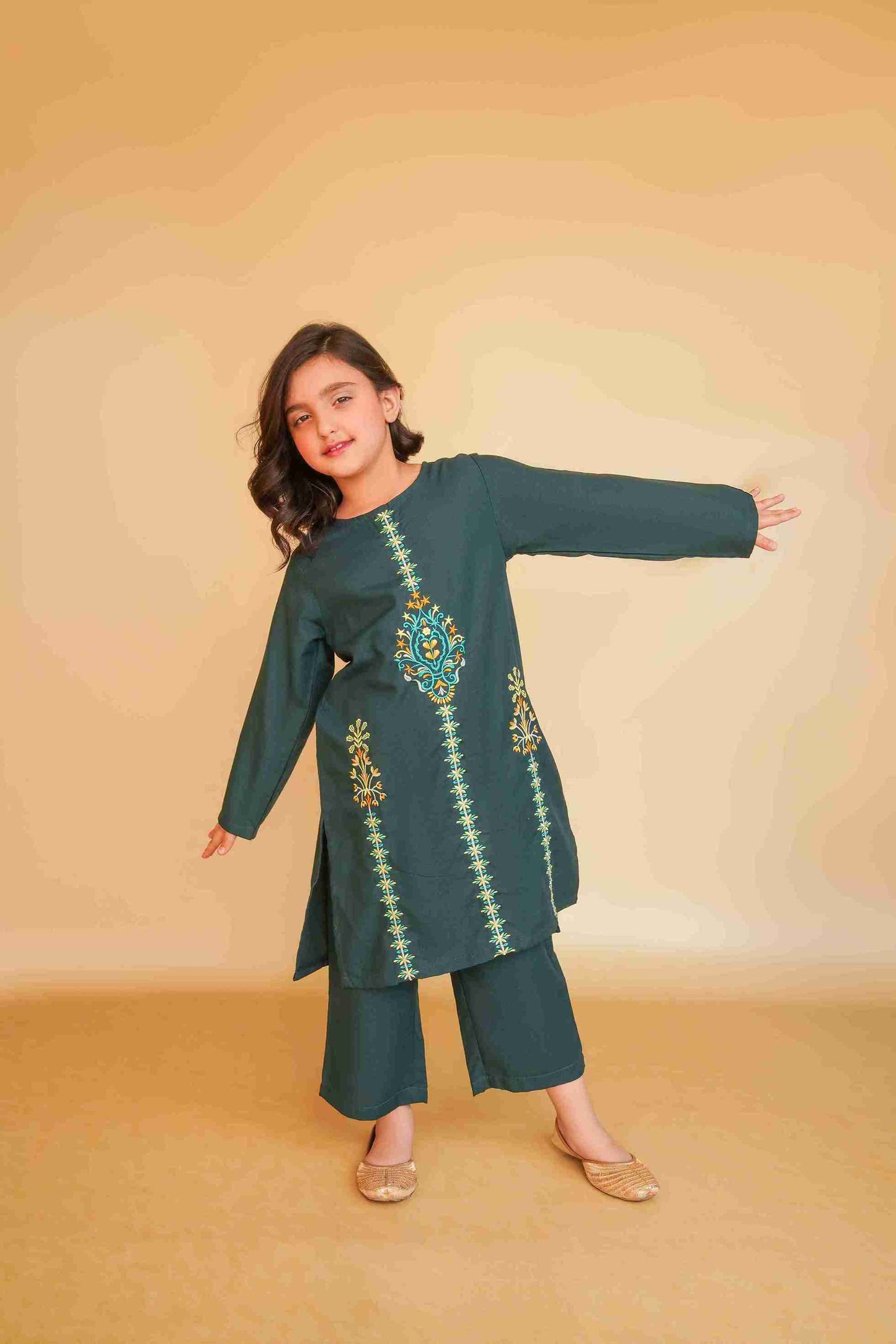 Girls' Bottle Green Embroidered Trouser Shirt Set – Me&Mum 25SG137-02Y-DGN